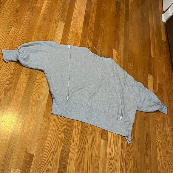 Free People Graphic Camden Pullover in New York Combo Size Large NEW - Picture 12 of 15